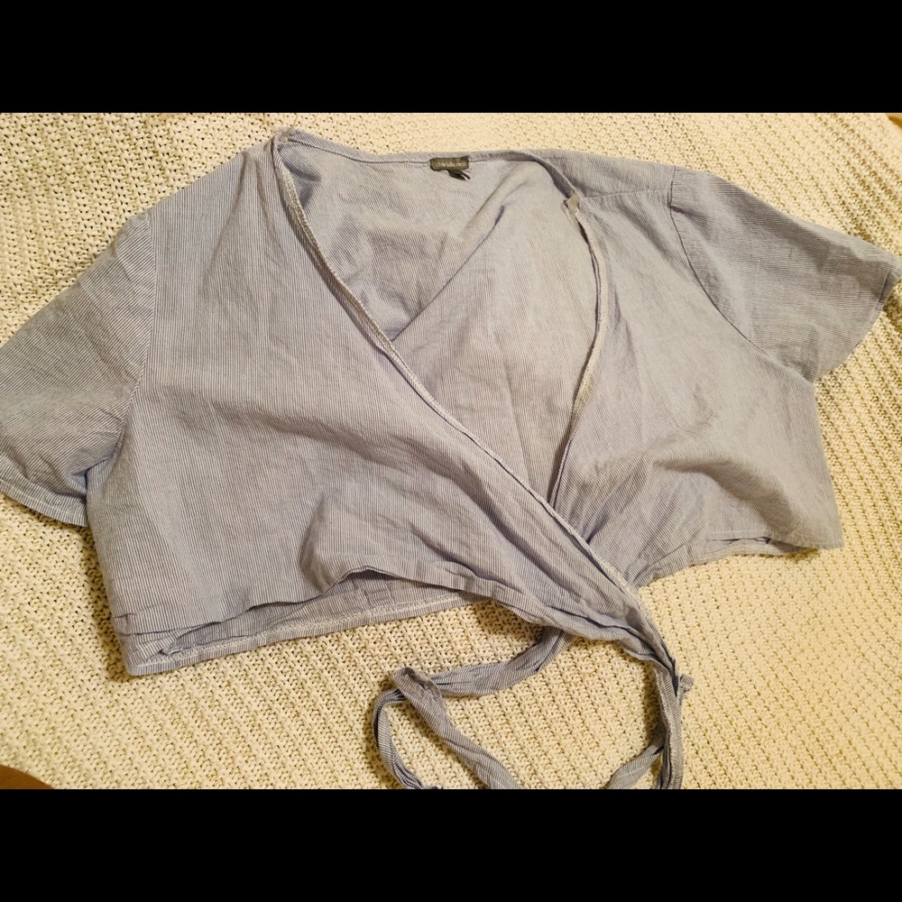 Blue tie crop top